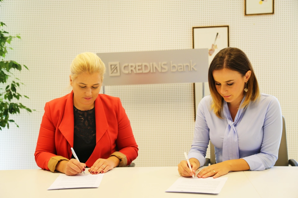 Marrëveshje bashkëpunimi ndërmjet CIT dhe Bankës Credins. 2 Kolegjit Universitar “Instituti Kanadez i Teknologjisë” (CIT) nënshkroi sot më datë 2 Shtator 2020 marrëveshjen e bashkëpunimit me bankën Credins