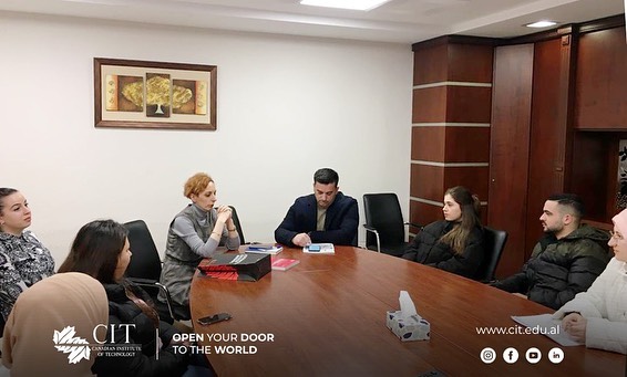 Menaxhimi i Riskut Financiar