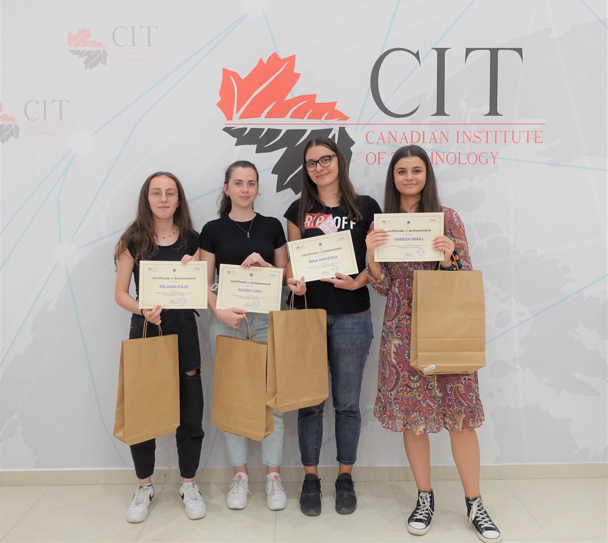 SKUADRAT FITUESE TË SHKOLLËS VERORE SË CIT 3 Skuadra fituese e vendit të tretë