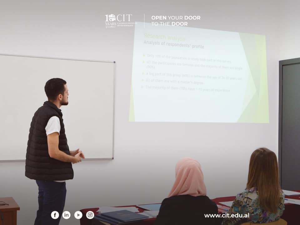 Sot jemi të lumtur sepse studentët e CIT të programeve Bachelor dhe Master, mbrojtën me sukses temat e tyre të diplomës para komisionit tonë