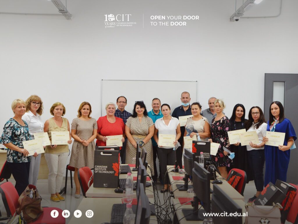 theksoi rendesine e teknologjise dhe informacionit ne ditet e sotme