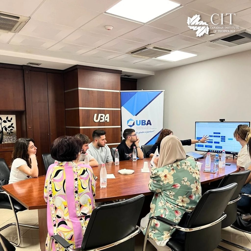 EXPLORING THE WORLD OF BANKING | Students Visit 2 EXPLORING THE WORLD OF BANKING | Students Visit
