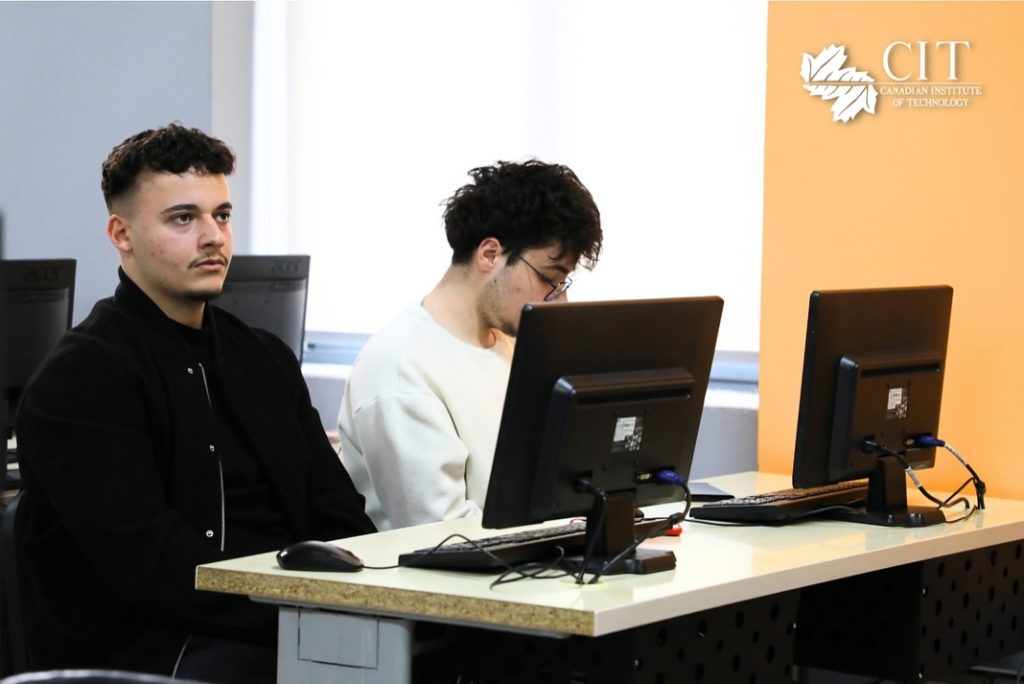 𝐇𝐎𝐖 𝐓𝐎 𝐖𝐑𝐈𝐓𝐄 𝐀 𝐂𝐕 | Open Lecture