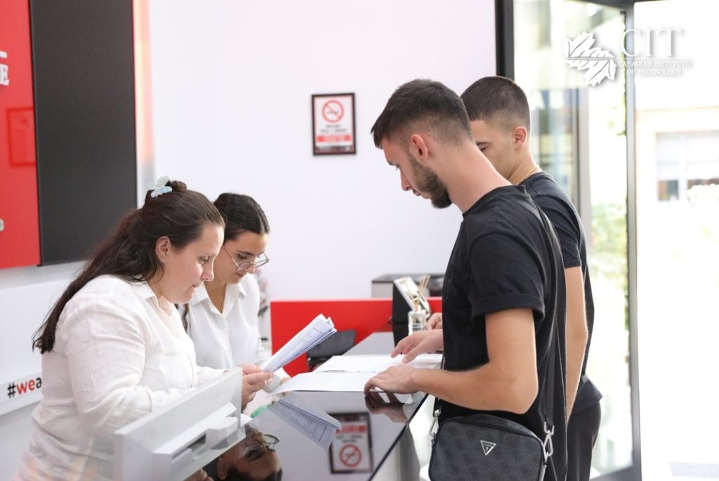 Registrations | Round 1