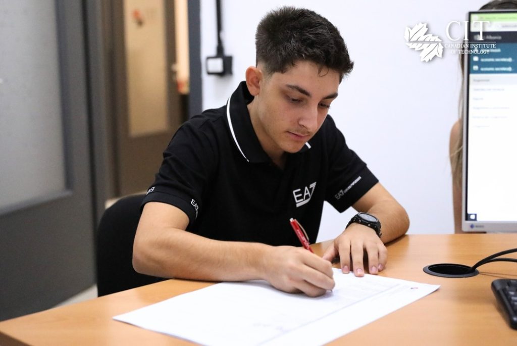 Registrations | Round 1