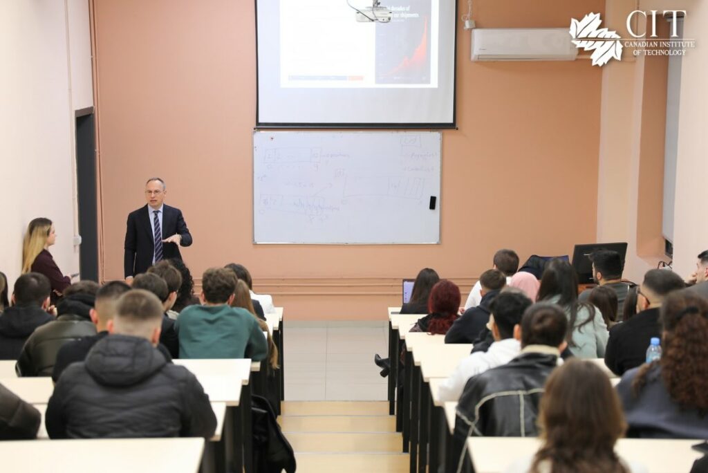 FERRARI: DRIVING LUXURY BEYOND THE ROAD | Open Lecture