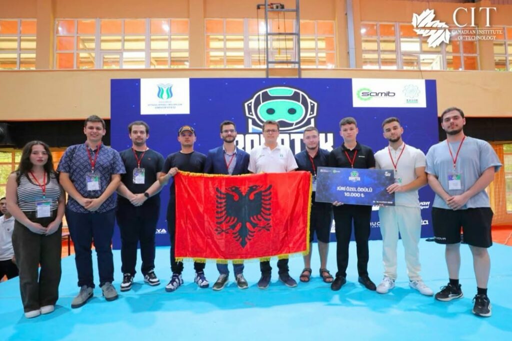 Talented CIT Students on the Global Stage 4 Talented CIT Students on the Global Stage