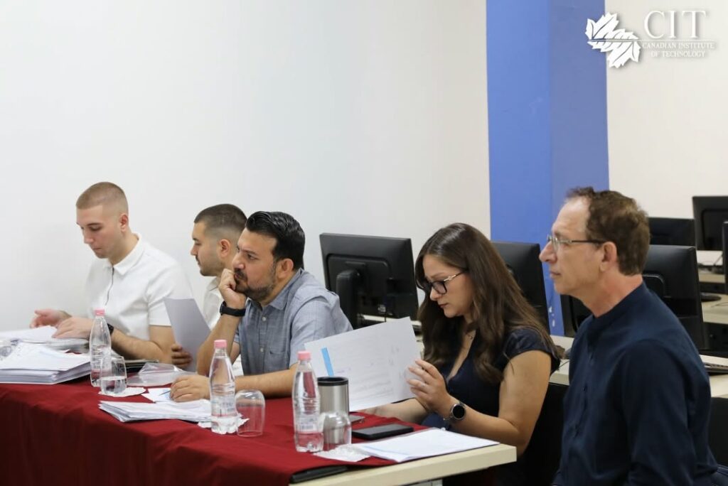 Bachelor Students Successfully Present Their Internship Experiences
